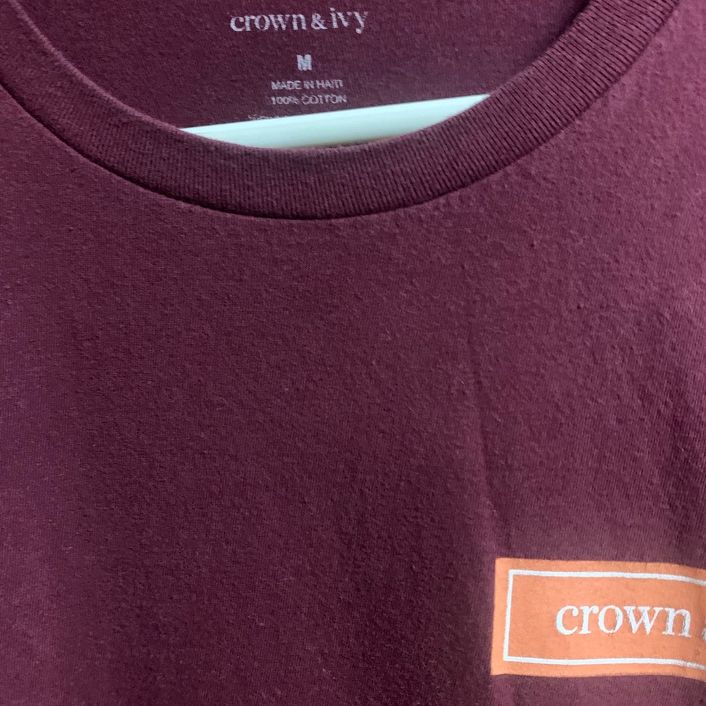 Teenage boys t-shirt size Med. good condition